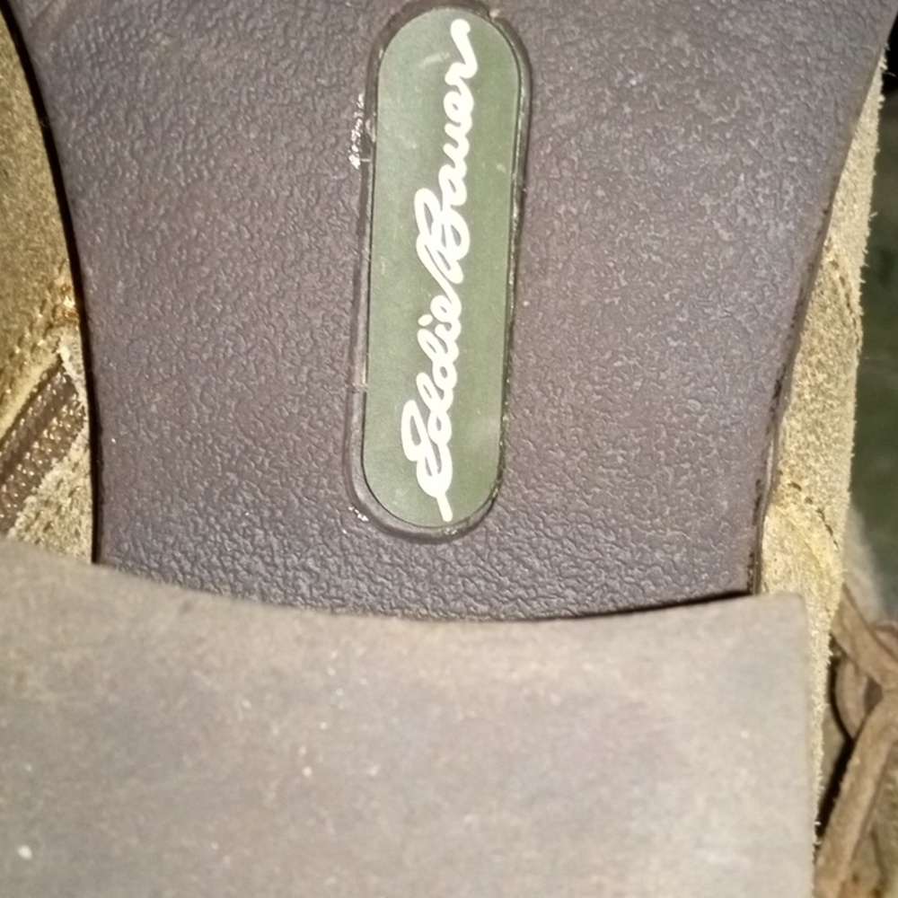 Eddie Bauer Chocolate heeled Sherpa ankle boots size 8.5